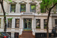JLL Capital markets brokers sale of six-story walk-up at 211 West 85th St
